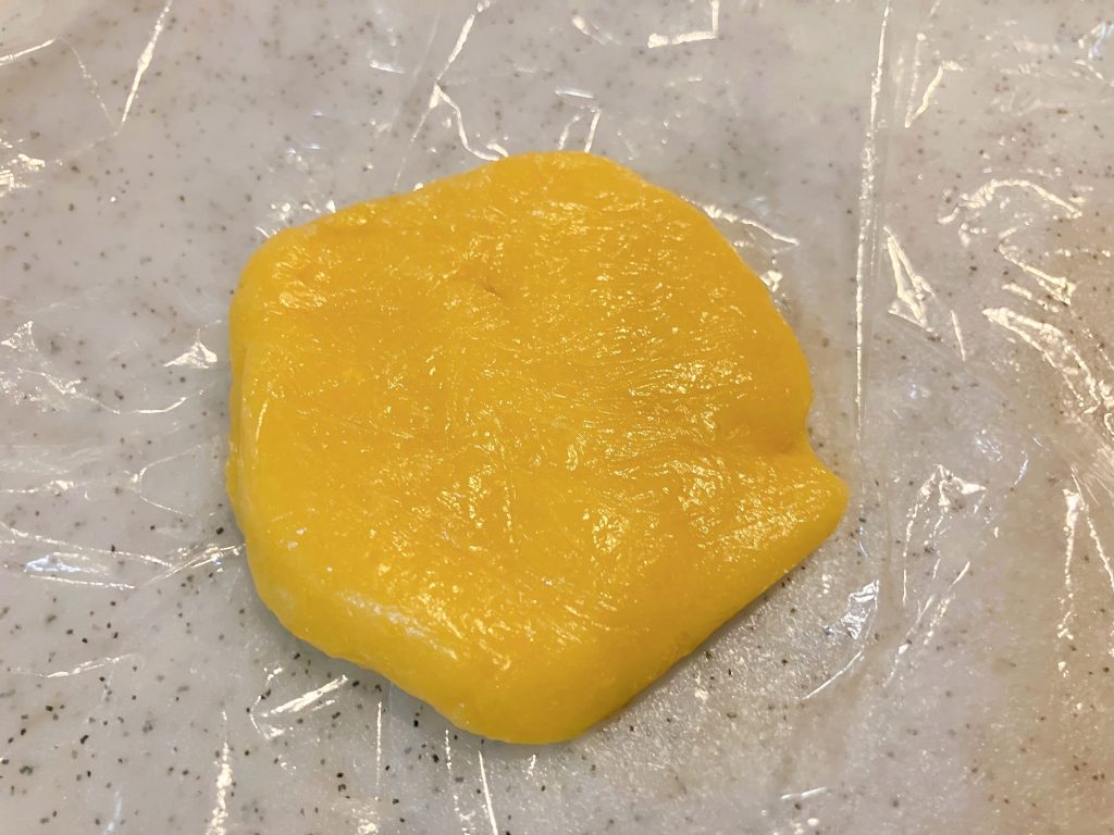 クッキーの生地の型抜き