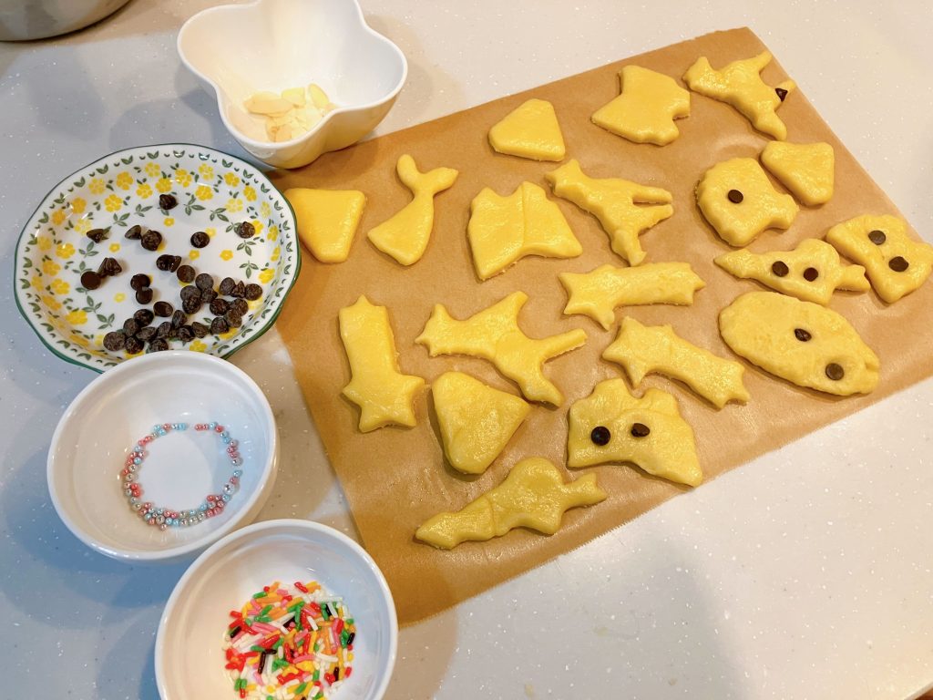 クッキー生地のトッピング